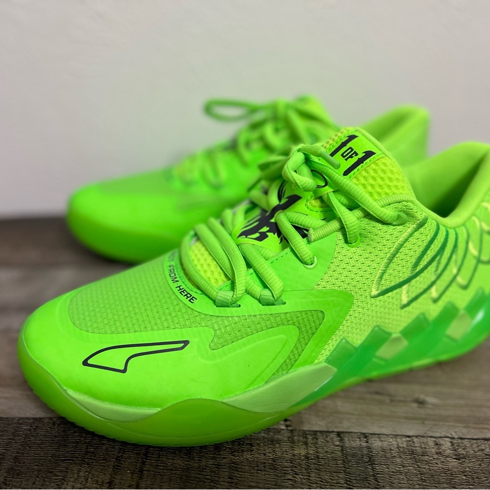 NWOT PUMA Mens Mb1 Lo Basketball Sneakers Shoes Vibrant Green Size 12